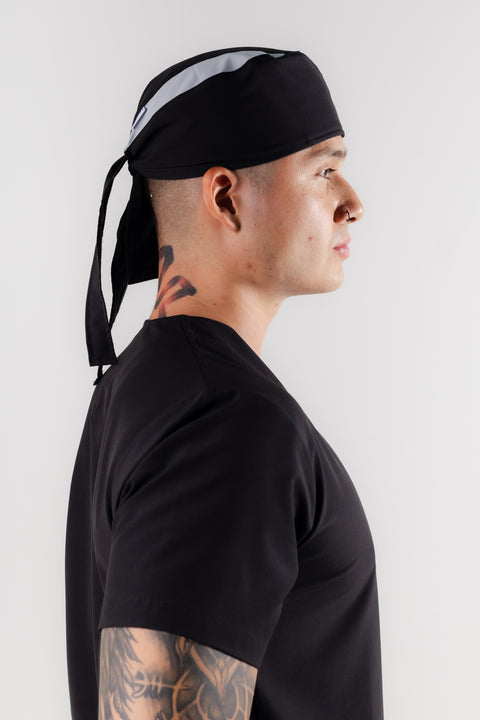 Gorro clásico negro-plata